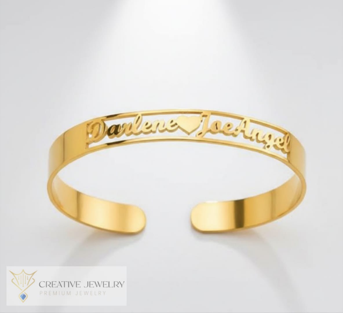 Customize Close Heart Style Bangle